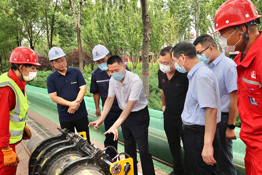 1659317976800023154.jpg W2.jpg